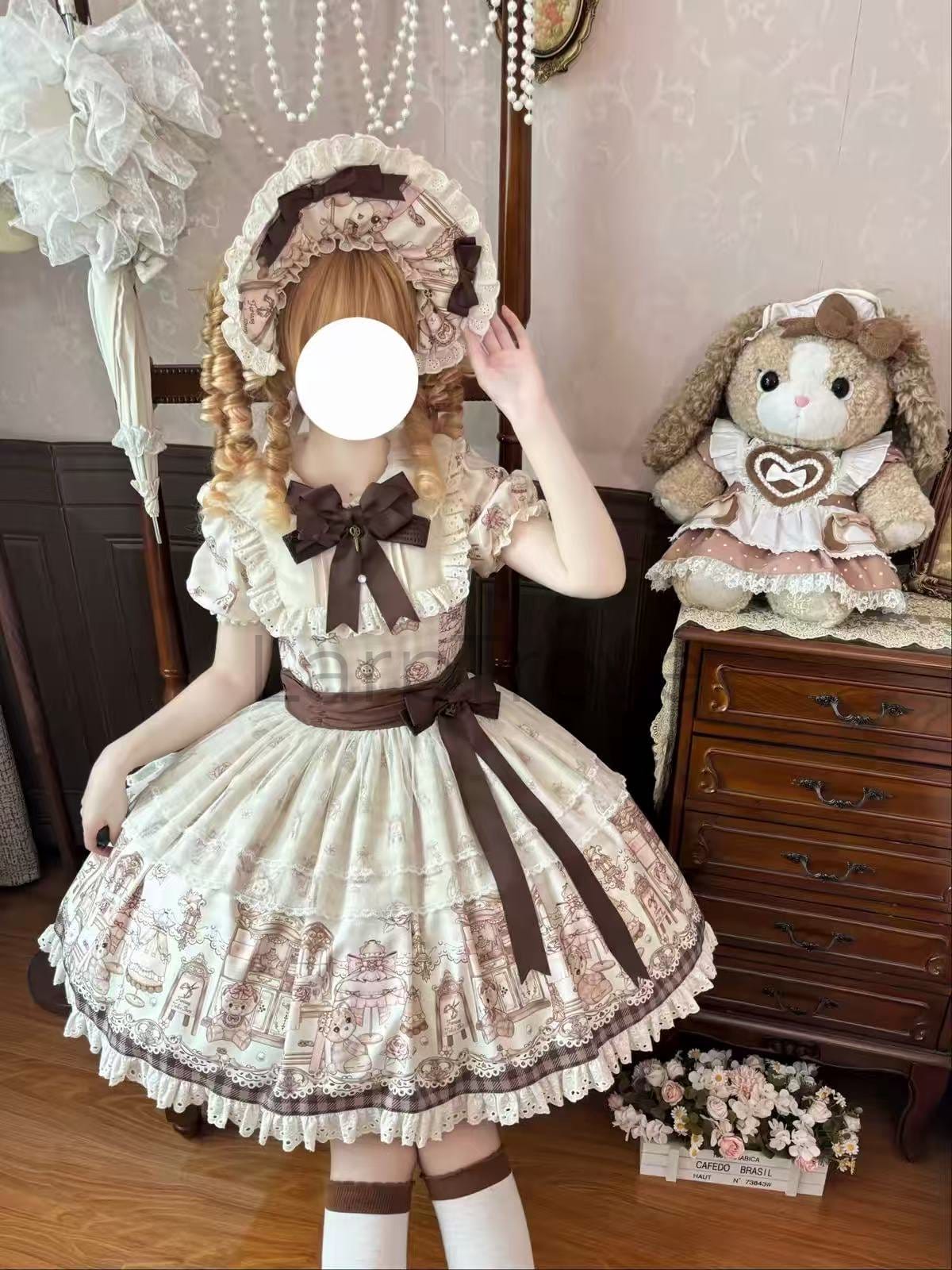 Women Sweet Lolita with Lace Bonnet